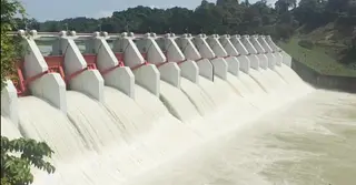 তৃতীয়বারের মতো বন্ধ হলো কর্ণফুলী পানিবিদ্যুৎ কেন্দ্রের ১৬টি জলকপাট